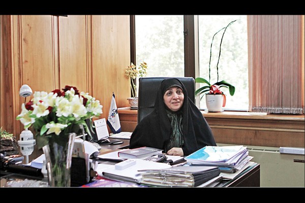 انتصاب اولین سفیر زن در دولت سیزدهم