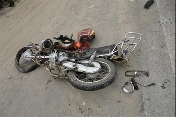 موتور سیکلت بلای جان جوانان قم/ ارابه مرگ هر روز در قم جان می گیرد