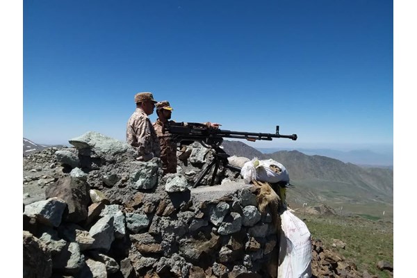 سرکشی و بازدید فرمانده سپاه قم از مرزهای شمال غربی کشور+ تصاویر