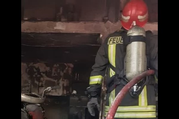 آتش‌سوزی تعمیرگاه موتورسیکلت در قم اطفاء شد