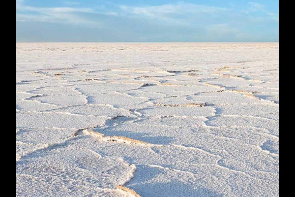 تخلفات زیست‌محیطی دریاچه نمک مورد رسیدگی قرار می‌گیرد