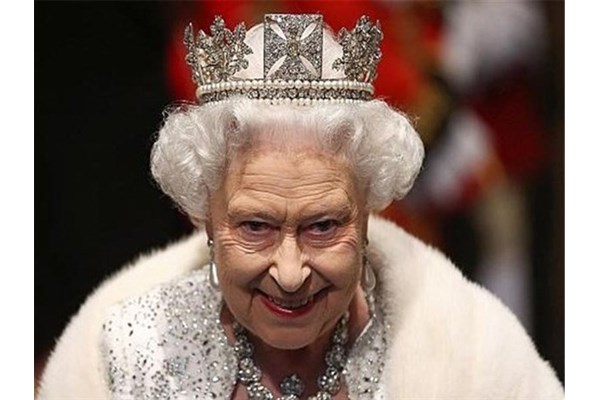 جشن تولد ملکه انگلیس از جیب مهمانان ایرانی/ مفتخرید دانگ خود را بدهید!