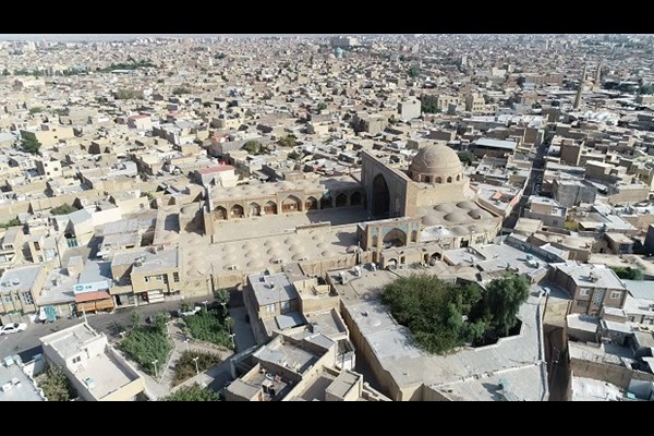 عملیات اجرایی پروژه بهسازی محور مسجد جامع قم آغاز شد
