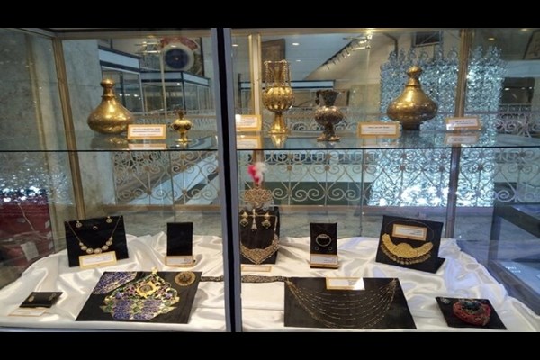 ۸۰۰ گردشگر خارجی از موزه حرم حضرت معصومه (س) بازدید کردند 