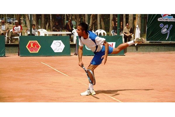 استارت موفق ستاره تنیس قم در جایزه بزرگ ایران