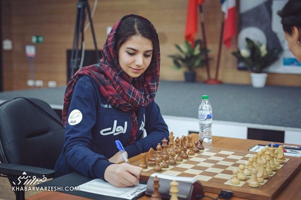 برترین شطرنج باز زن ایران فرزندش را در کانادا به دنیا آورد