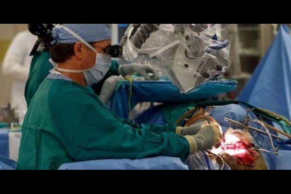 انجام بیش از ۹ هزار و ۷۰۰ عمل جراحی در مراکز درمانی دولتی استان قم