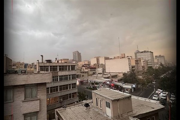 آغاز طوفان لحظه‌ای در تهران/ هشدار سیلاب و آب‌گرفتگی معابر در ۱۷ استان