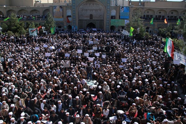 اجتماع عظیم اساتید و طلاب حوزه علیمه قم در لبیک به بیانیه گام دوم انقلاب اسلامی