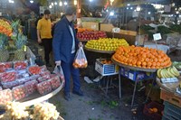 بازار داغ خرید شب یلدا در قم به روایت تصویر