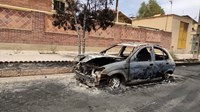 خودروهای سوخته شده در حریق گستره شهرک شکوهیه/دو خودروی آتش نشانی کاملا سوخت