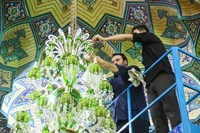تصاویر ناب از شستشوی شمعدانی های مسجد مقدس جمکران