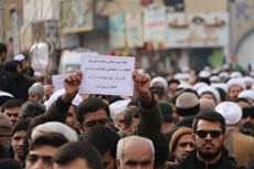 دست نوشته های امروز مردم در راهپیمایی