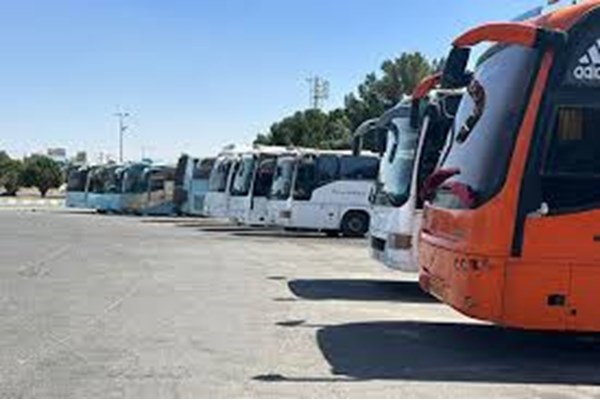 تامین ۱۰۰ دستگاه اتوبوس برای جابجایی زائران مرقد مطهر امام خمینی(ره)