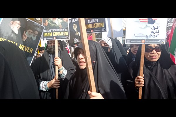 فیلم/حضور ملیت‌های مختلف در راهپیمایی ۲۲ بهمن قم