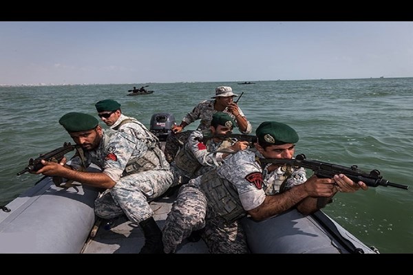  جزئیات عملیات نیروی دریایی ارتش علیه دزدان دریایی در خلیج عدن + فیلم
