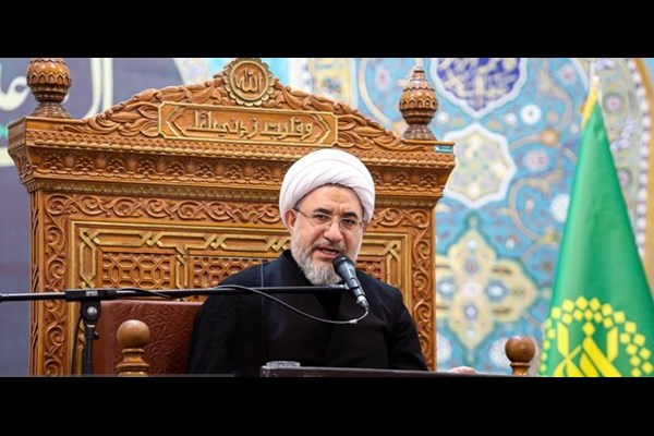 ایمان، صبر و بصیرت رمز پیروزی امت اسلامی است/ملت ایران خودی را از ناخودی تشخیص می دهند