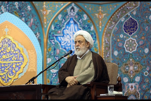 موحد حقیقی در مقابل مستکبران ذلیل نمی‌شود