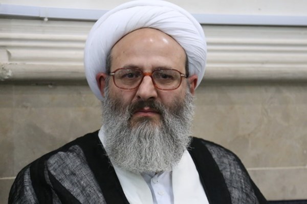  پیاده‌روی اربعین دانشگاه معرفت و اخلاق است
