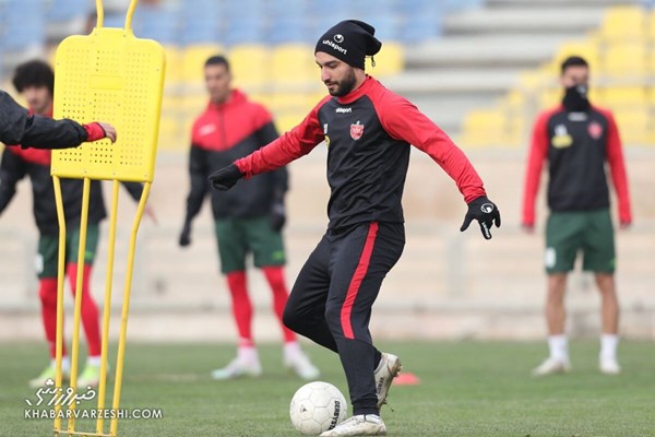 بمب نقل و انتقالاتی در راه است؟/ حضور احتمالی هافبک پرسپولیس در لیست خرید استقلال