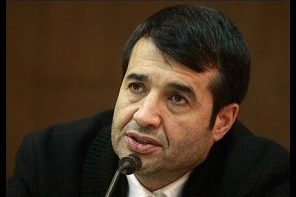 جامعه ورزش علم‌دار مقابله با  تروریست صهیونی باشد 
