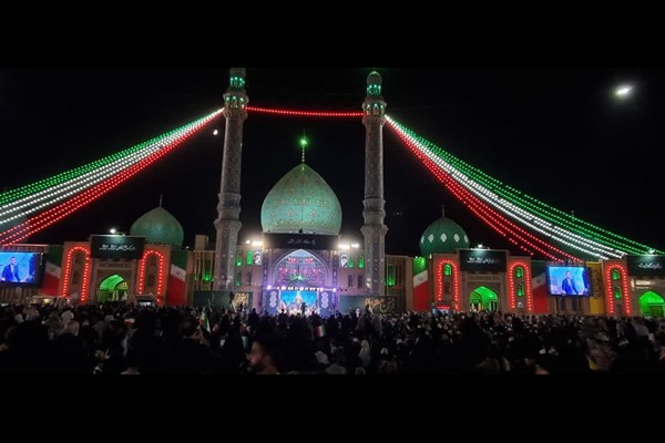 شعرخوانی سید حمیدرضا برقعی در مسجد جمکران