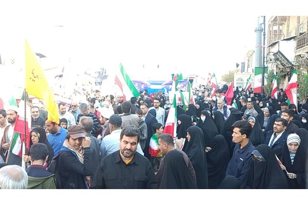 خروش مردم قم در یوم الله 13آبان+ تصاویر و فیلم