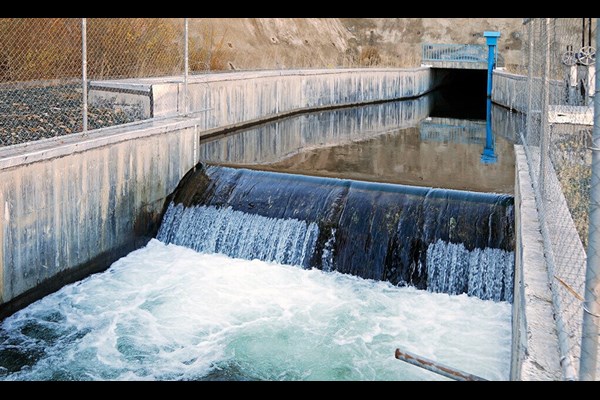 ۷۶ درصد آب قم از منابع سطحی تأمین می‌شود