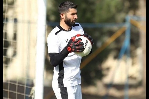 خالدآبادی با استقلال فسخ کرد