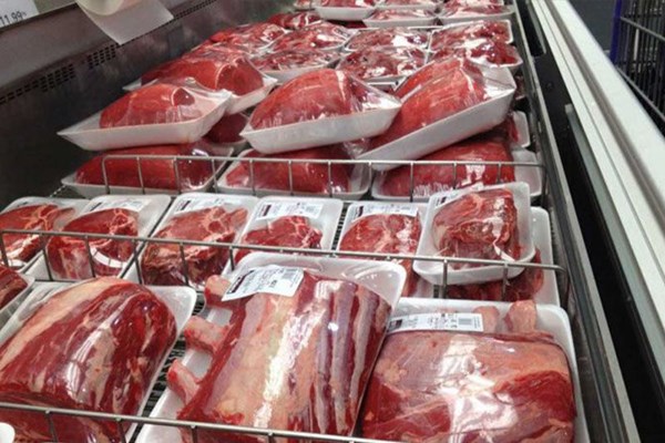 مدیران برای تنظیم بازار گوشت وارد میدان شوند