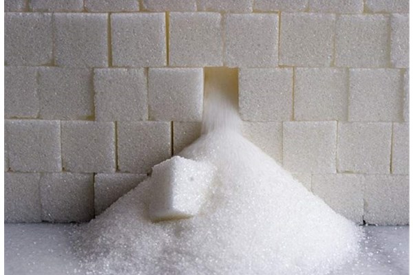 نارضایتی مردم از کمبود شکر در فروشگاه‌های سطح شهر