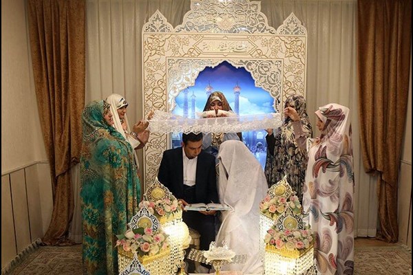 عقد ۱۰۰ زوج در حرم حضرت معصومه (س)