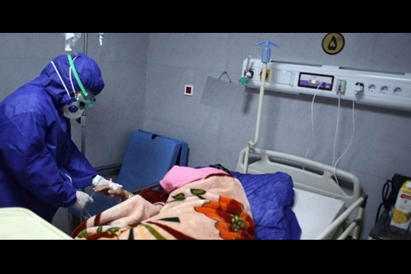 تلاش پزشکان برای نجات مادر باردار در قم