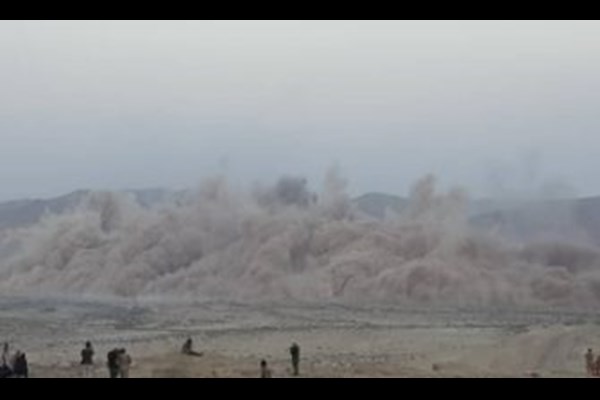 آتش سنگین تانک های مدرنیزه شده نیروی زمینی سپاه و عملیات موفق پهپادهای هجومی در رزمایش پیامبر اعظم(ص) 