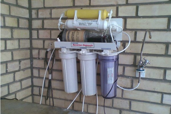 مهمترین عیب دستگاه های آب شیرین کن خانگی نبود کنترل بر کیفیت آب است
