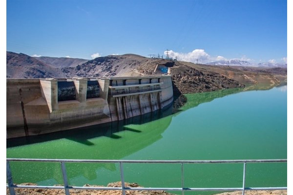 سد زاینده رود ۱۱ درصد و سدهای تهران ۱۹درصد آب دارد