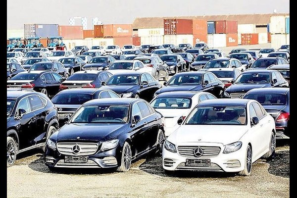  تعرفه ۱۰۰ درصدی آزادسازی واردات خودروهای لوکس