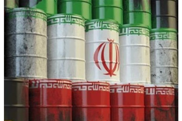  رئیس‌جمهور فرانسه خواستار بازگشت نفت ایران به بازار جهانی شد 