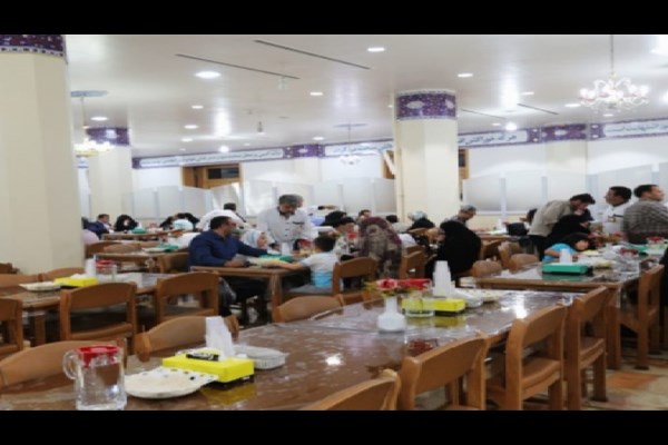  توزیع روزانه ۱۰ هزار پرس غذا در قم